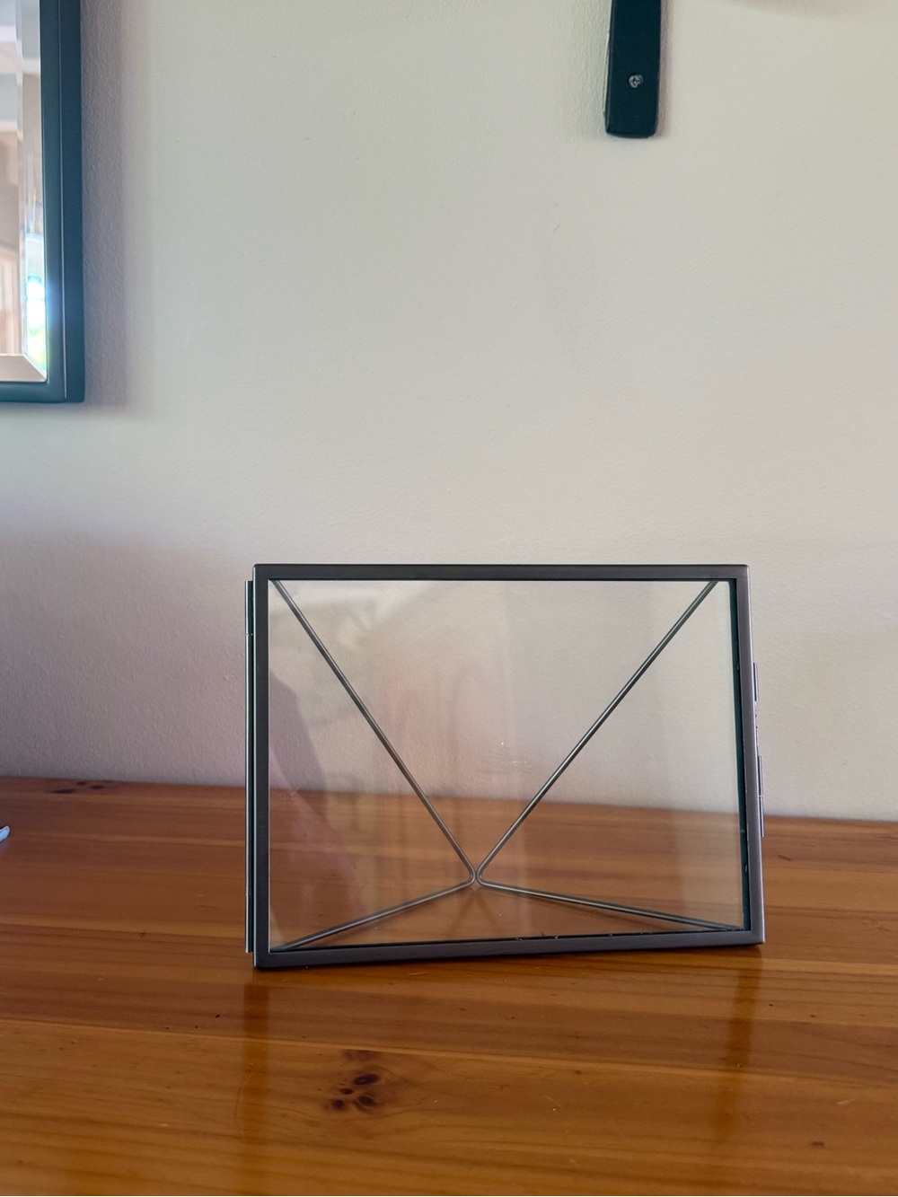 Double-Sided Floating Glass Photo Frame – Hinged Metal Easel Frame